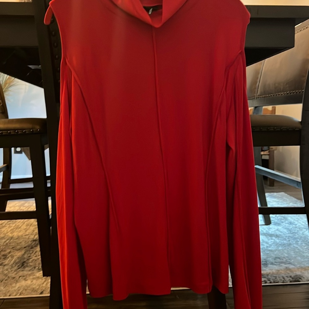 Woman’s DKYN Open Shoulder Top Size XL